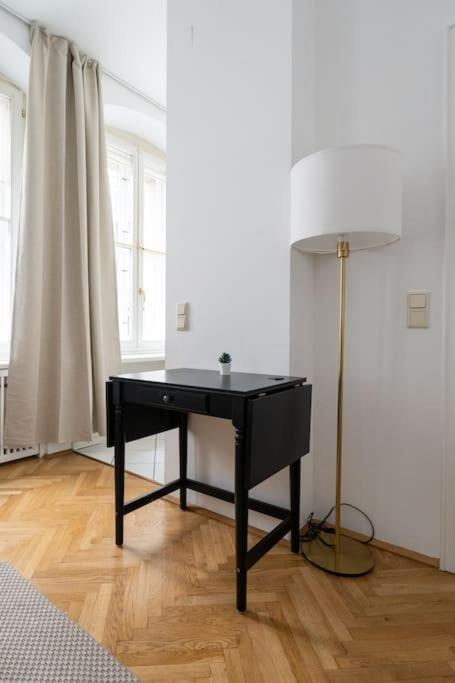 Historic Heart Apartment Vienna Viena Exterior foto