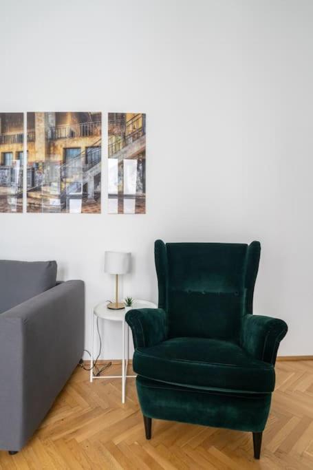 Historic Heart Apartment Vienna Viena Exterior foto